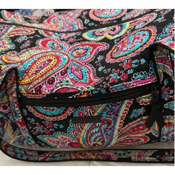 Vera Bradley Large Weekend Duffel Bag With Paisley Pattern - Picture 3 of 8